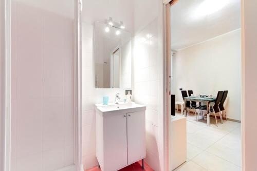 Olimpo Apartments St John in Lateran - Tap to explore photos