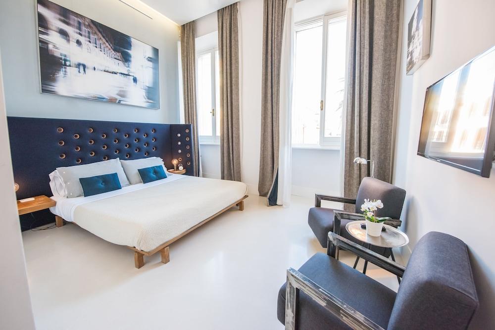 Piazza di Spagna 9 Room Type - Junior Suite, City View