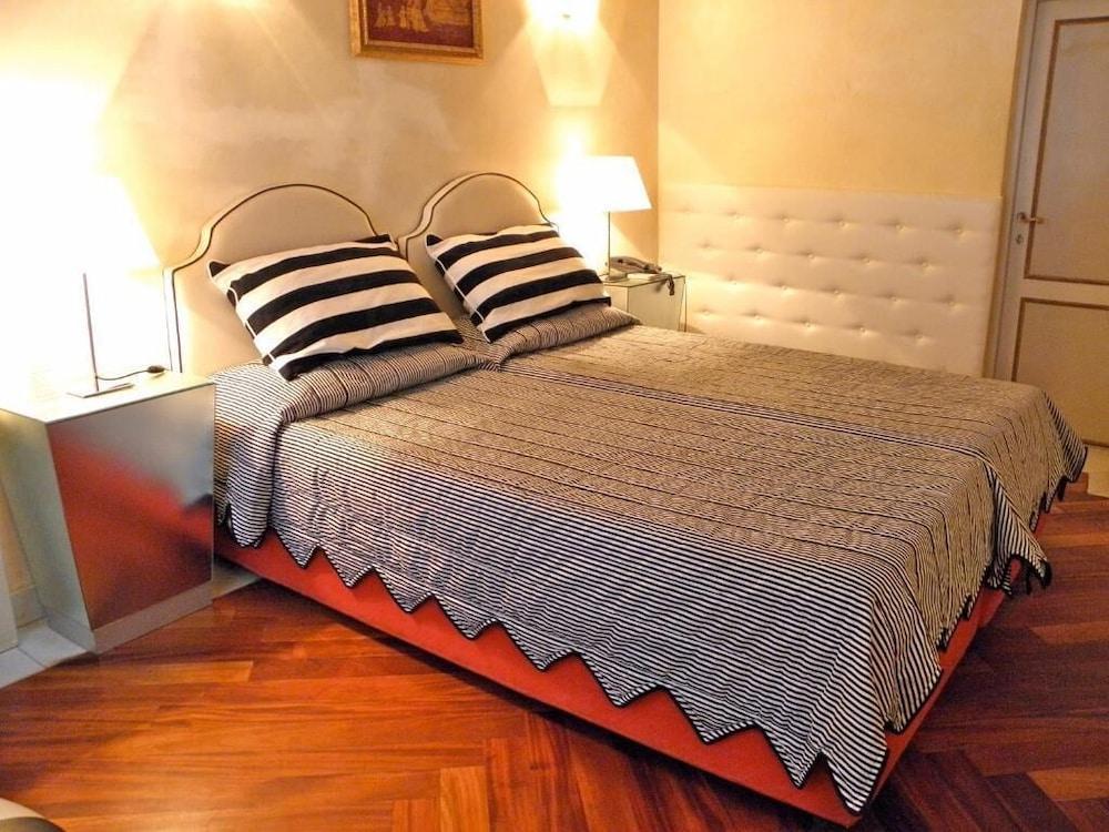 Residenza al Corso Room Type - Double Room
