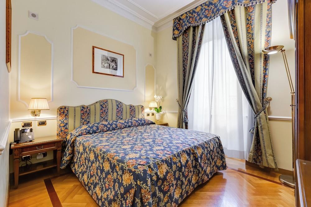 Hotel Cellini Room Type - Standard Double or Twin Room