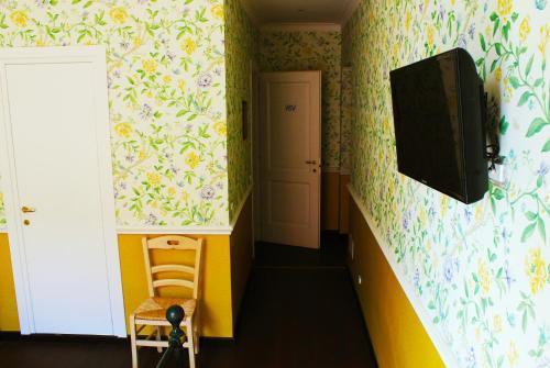 Rumariya Rooms Hostel - Tap to explore photos