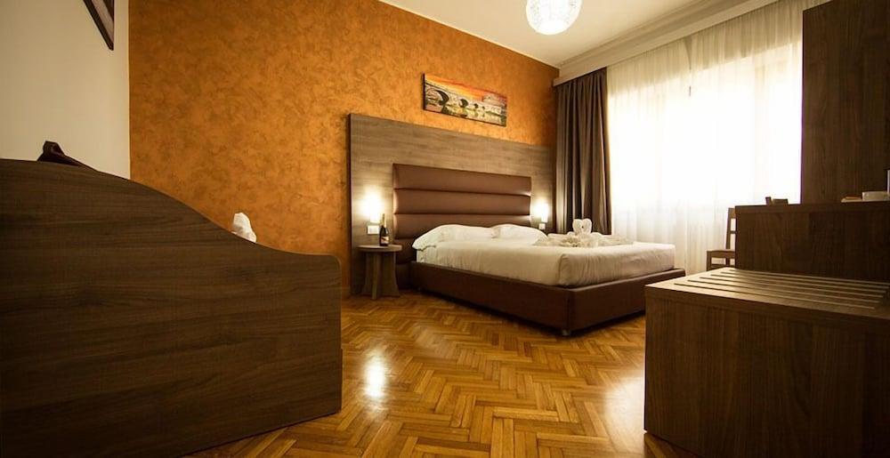 Star of Rome Room Type - Standard Quadruple Room Star of Rome Room Type - Standard Quadruple Room