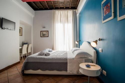 SWEETSUITE Rome - Tap to explore photos