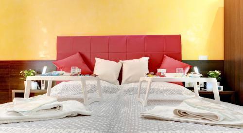 Termini Suites Room Type - Triple Room with Private Bathroom