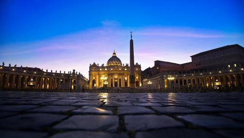 Vatican Rooms Accommodation - Tap to explore photos