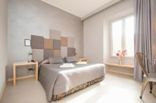 White Vatican Room Type - Double or Twin Room