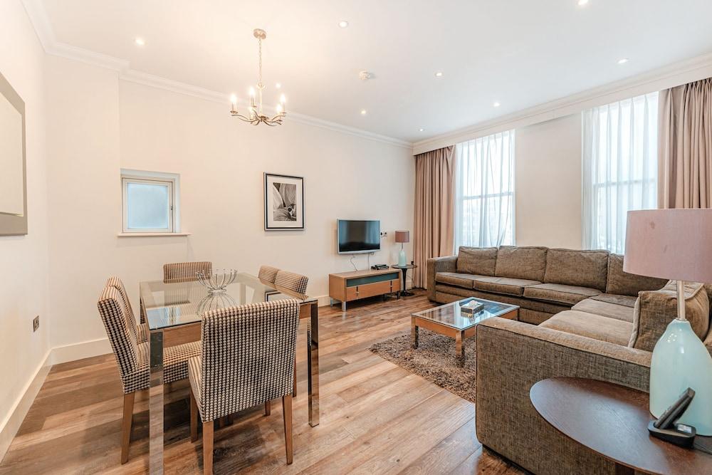Ashburn Court Room Type - Deluxe Apartment, 2 Bedrooms Ashburn Court Room Type - Deluxe Apartment, 2 Bedrooms