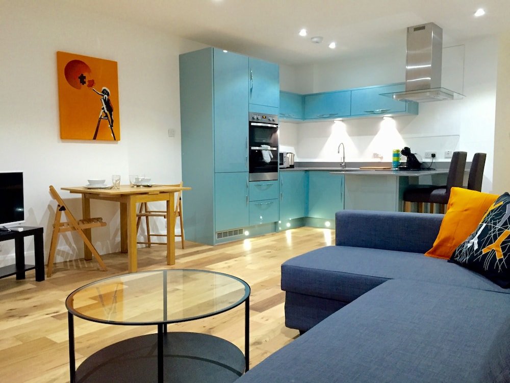 Belvedere Kings Cross Apartments - Tap to explore photos