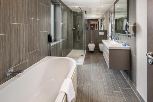 Courthouse Hotel Shoreditch Room Type - Hoxton Family Suite 