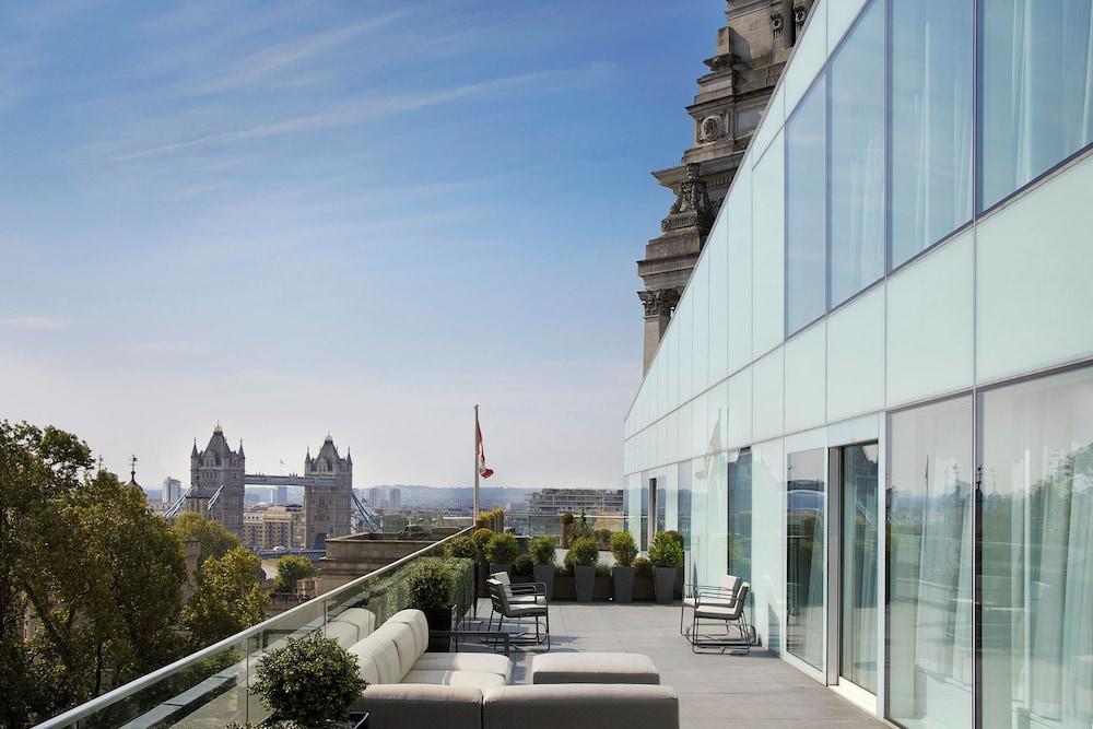 Four Seasons Hotel London at Tower Bridge Room Type - Royal Room (Hotel Residence)