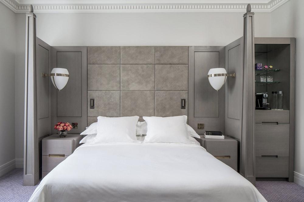 Four Seasons Hotel London at Tower Bridge - Tap to explore photos