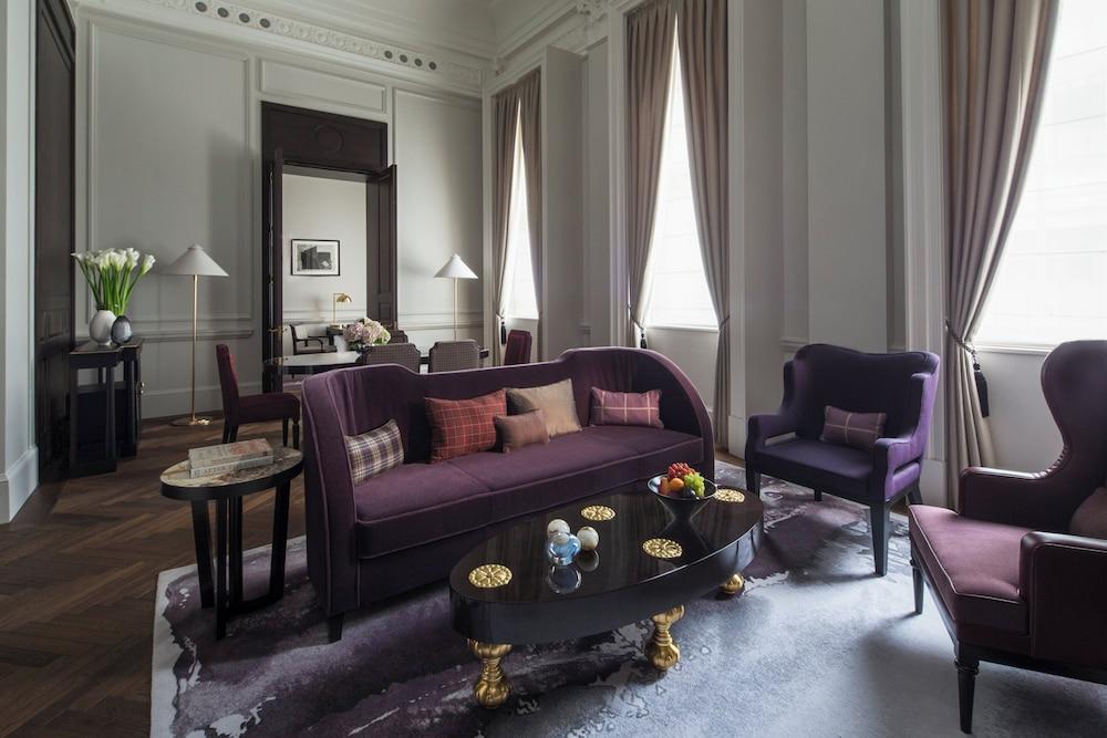 Four Seasons Hotel London at Tower Bridge Room Type - Grand Suite, 1 King Bed (Heritage)