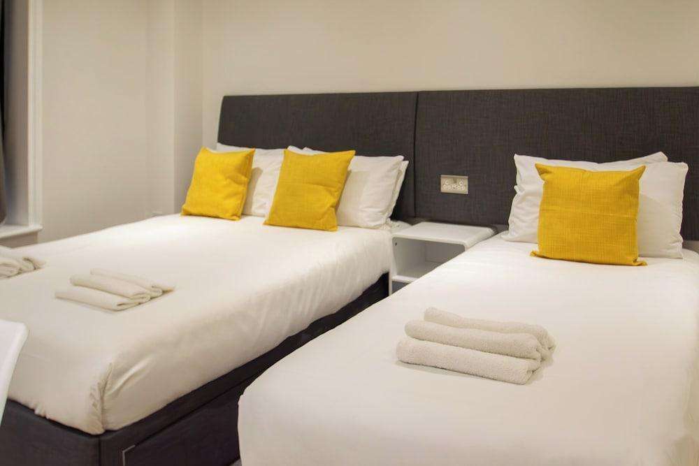 Imperial Court Suites Room Type - Superior Studio (Triple) Imperial Court Suites Room Type - Superior Studio (Triple)