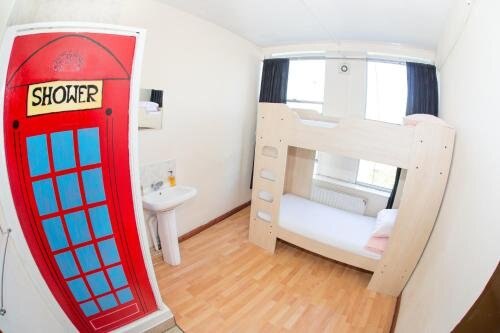 Kensal Green Backpackers 2 Room Type - Standard Twin Room with Shared Bathroom