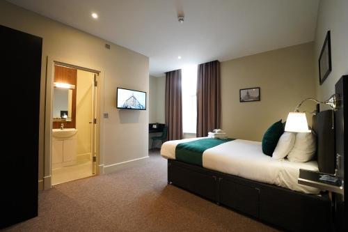 Keystone House Room Type - Deluxe Double Room