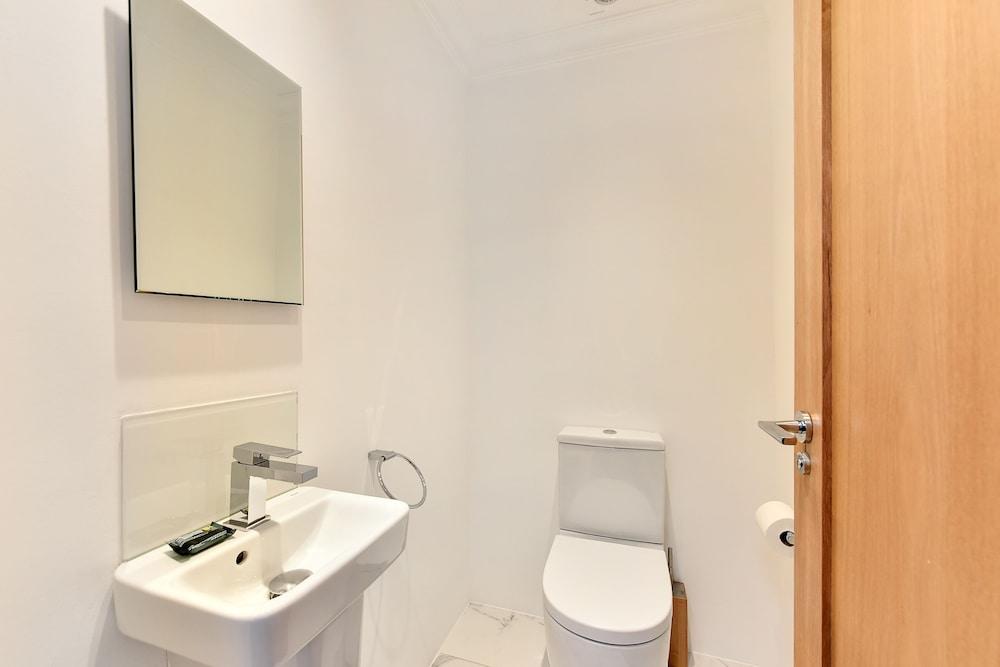 London Choice Apartments – Chelsea - Tap to explore photos