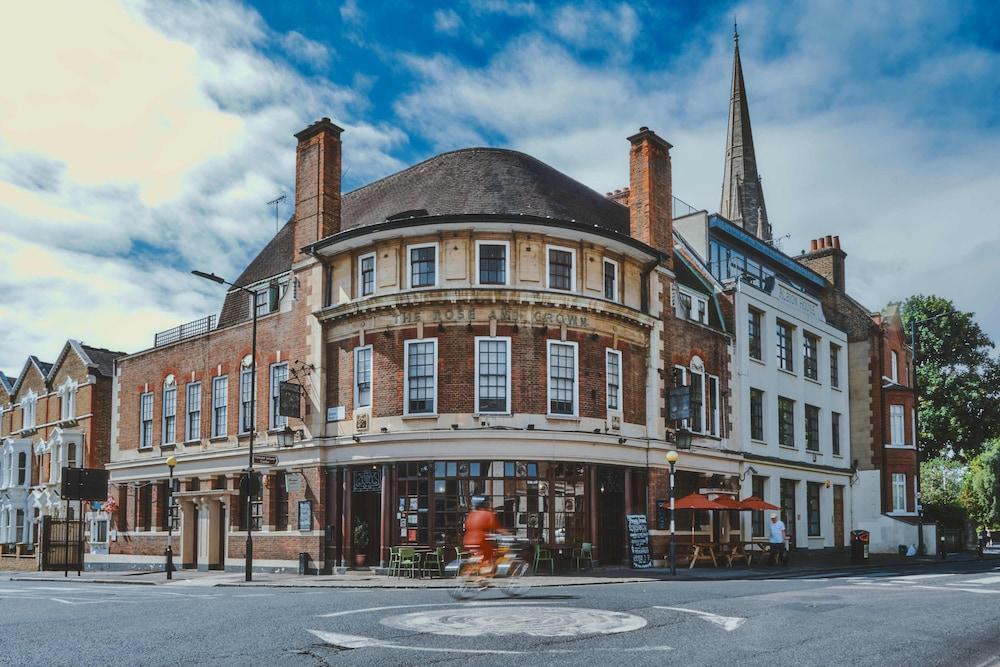 Rose and Crown Stoke Newington - Tap to explore photos