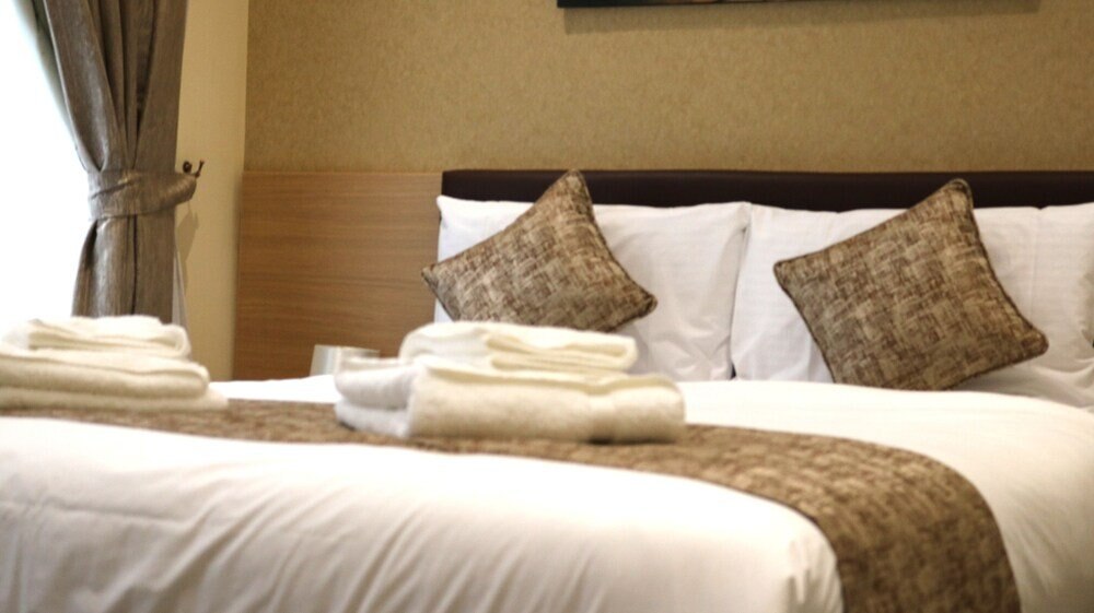 Shoreditch Inn Room Type - Deluxe Double Room