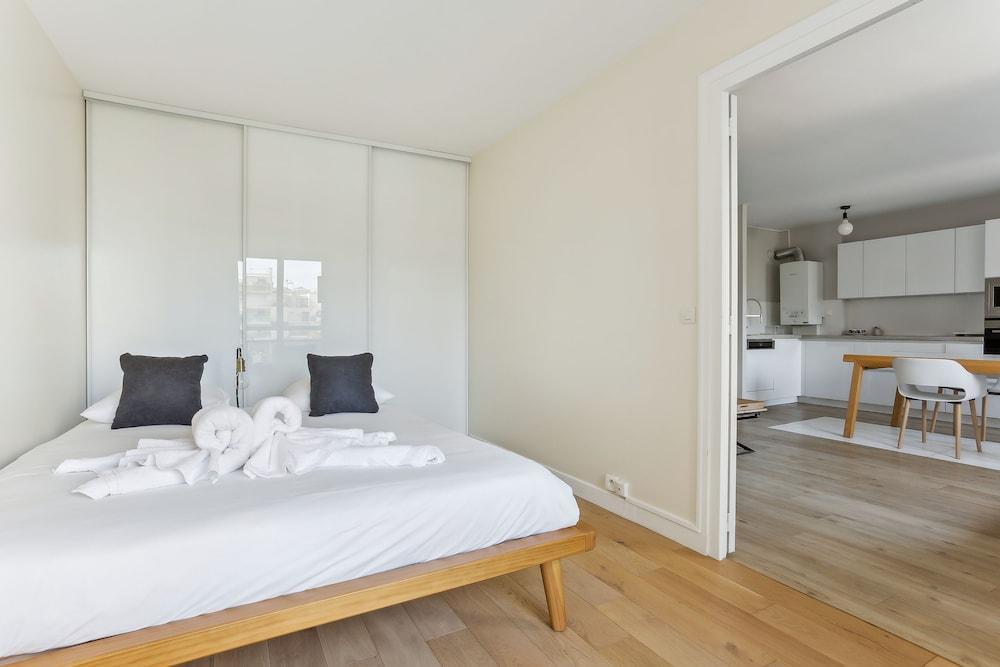Résidence Aurmat Appart Hôtel Paris Boulogne Room Type - Superior Apartment (133 Jean Jaures Boulevard)