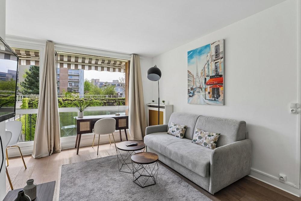 Résidence Aurmat Appart Hôtel Paris Boulogne Room Type - Superior Apartment (5 Pasteur Street) Résidence Aurmat Appart Hôtel Paris Boulogne Room Type - Superior Apartment (5 Pasteur Street)