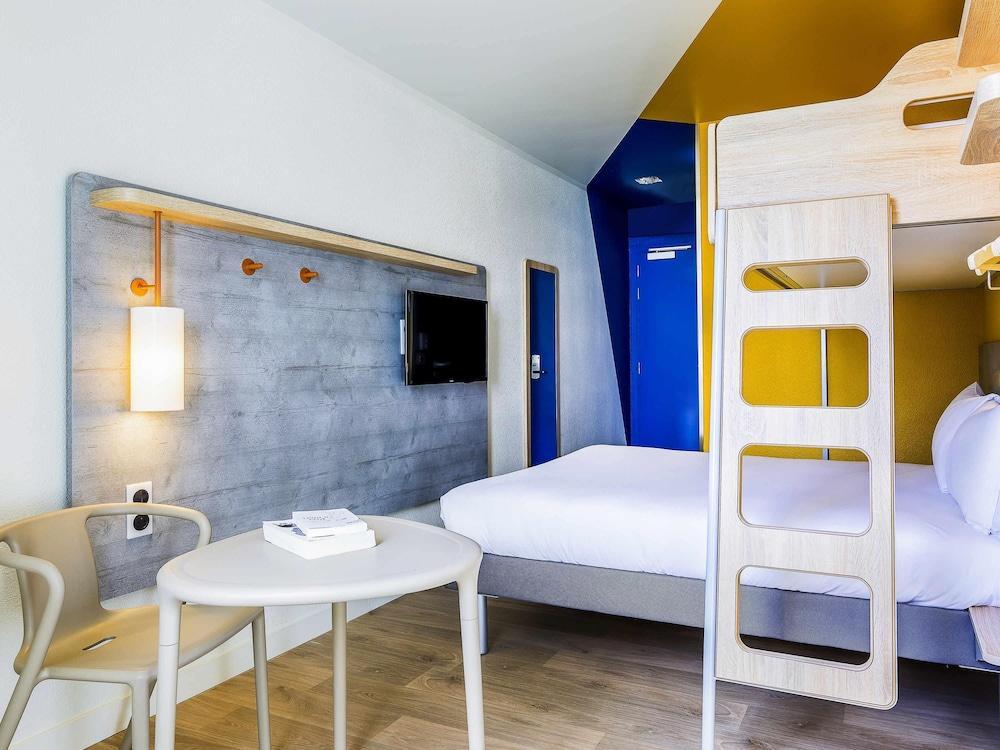 ibis budget Paris Gennevilliers Room Type - Triple Room, Multiple Beds