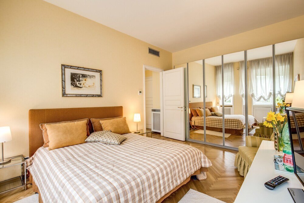 La Gaura Guest House Room Type - Deluxe Quadruple Room, 2 Bedrooms, Balcony, Pool View La Gaura Guest House Room Type - Deluxe Quadruple Room, 2 Bedrooms, Balcony, Pool View