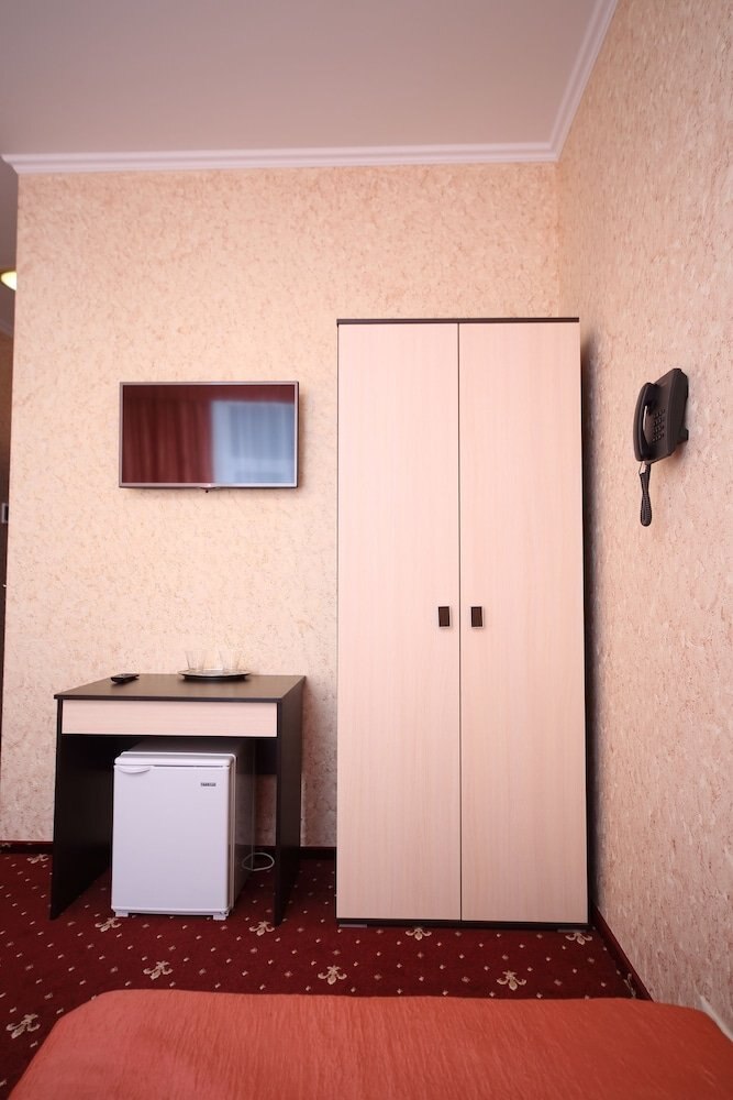 De`Lore Park Hotel Domodedovo - Tap to explore photos