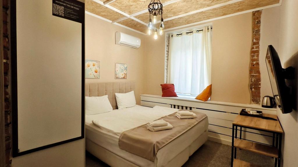 Loft Hotel H11 - Tap to explore photos