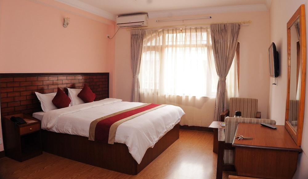 Hotel Brihaspati Room Type - Luxury Double Room