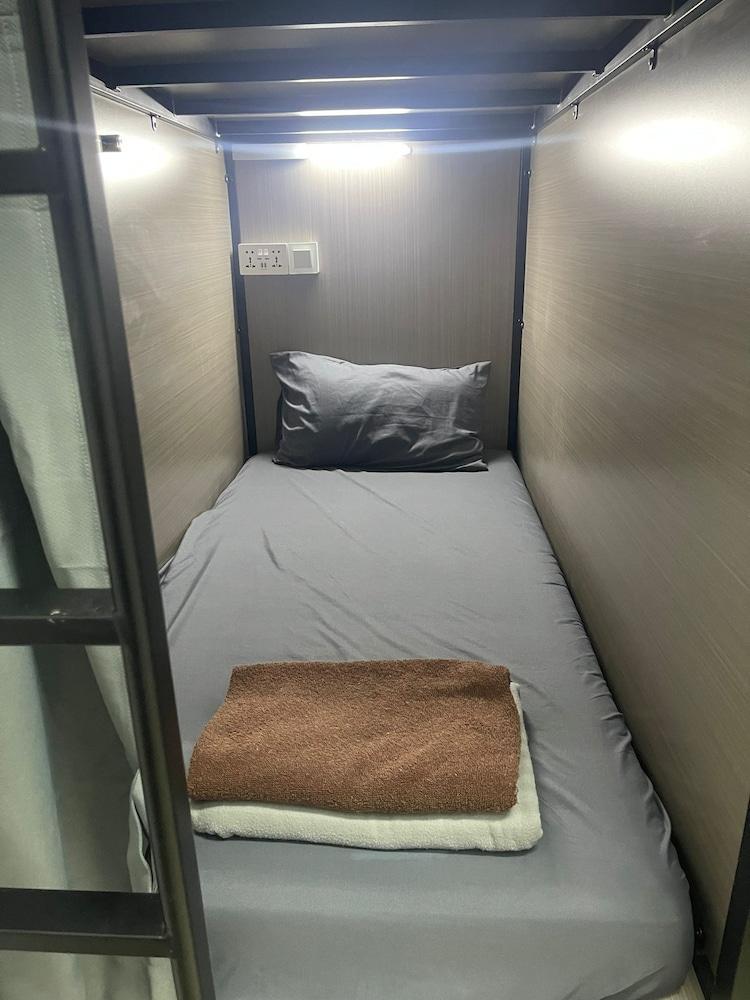 Meadows Hostel Room Type - Bed for One in a Mixed Room