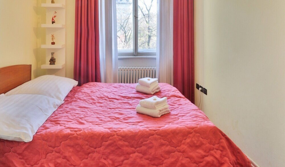 Wonderful apartment in Vinohrady - Tap to explore photos