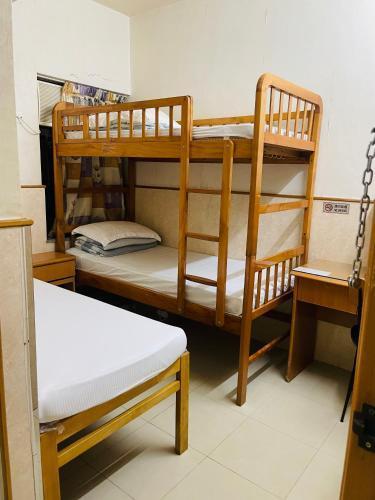 Johnson Hostel Room Type - Triple Room with Private Bathroom