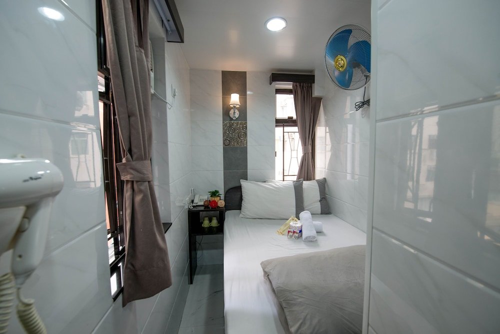 V Inn Room Type - Premier Double Room