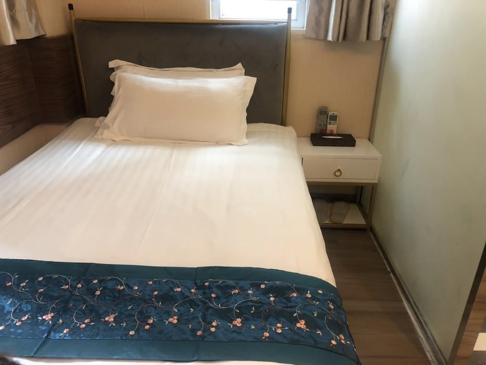 Shanghai Red Room Type - Standard Double Room, 1 Double Bed