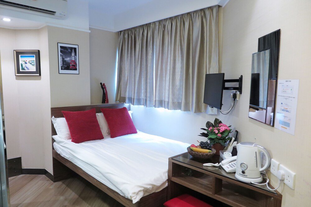 Shanghai Red Room Type - Family Room