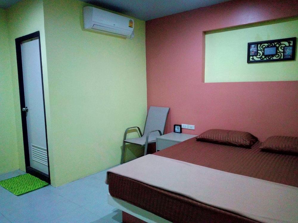 In Phuket House Room Type - Standard Double Room (No Window) In Phuket House Room Type - Standard Double Room (No Window)