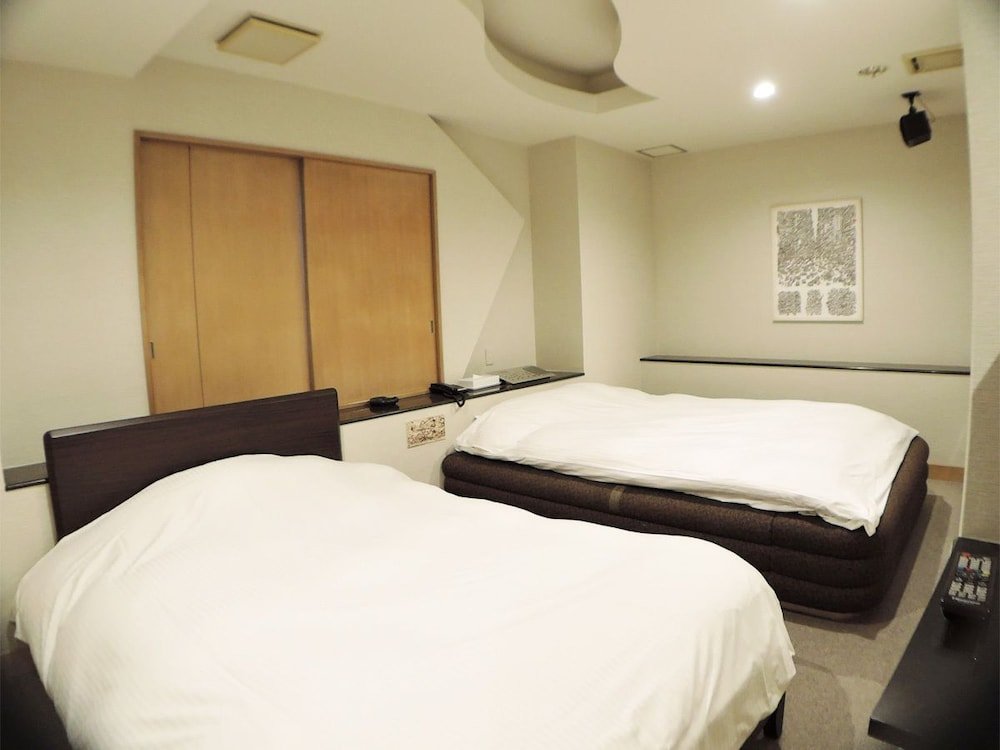 Hotel Shirobara Inn - Tap to explore photos
