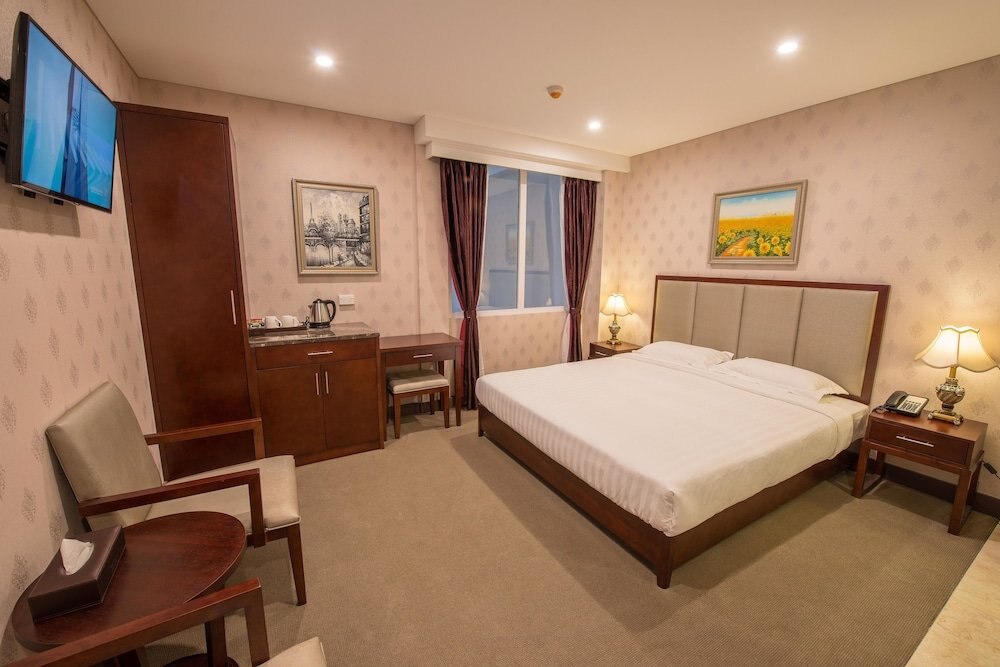 Megaboom City Hotel Room Type - Atrium King