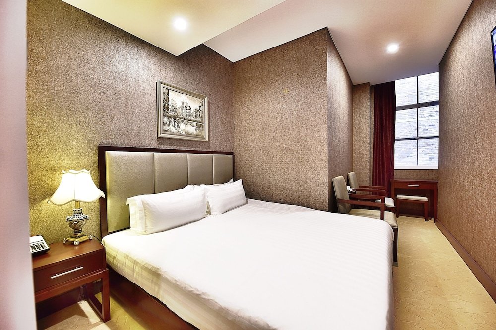 Megaboom City Hotel Room Type - King Room