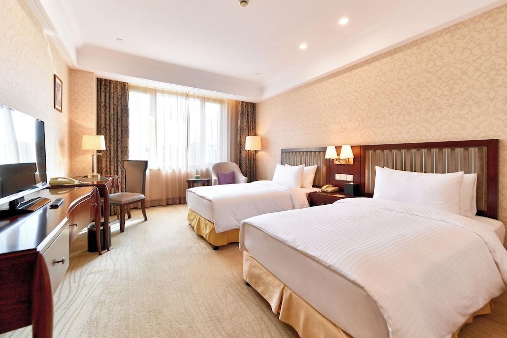 Evergreen Laurel Hotel Shanghai Room Type - Standard Twin Room