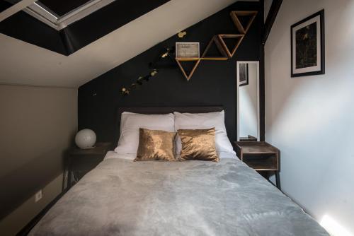 Brix Hostel Room Type - Double Room with Private Bathroom
