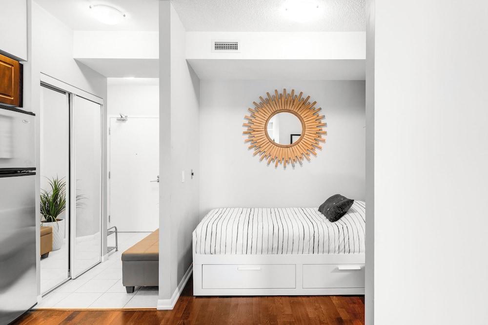 AOC Suites - Luxury Condo - City View - Tap to explore photos