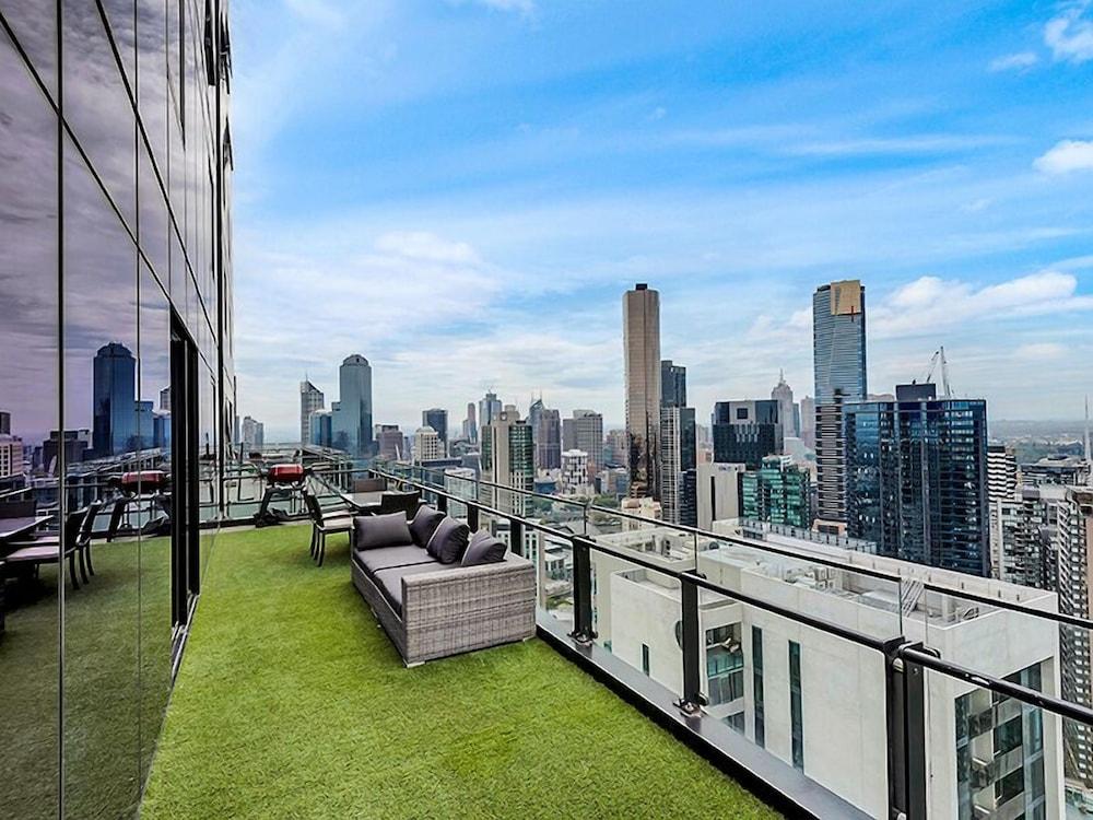 MJ Shortstay Apartments - Platinum Tower