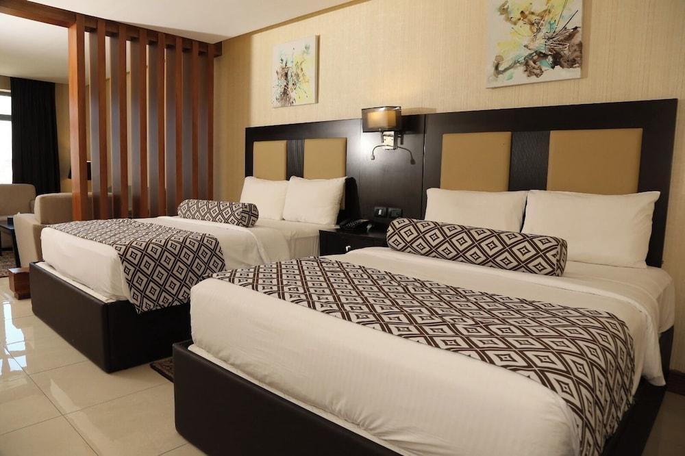 Olive Tree Amman Room Type - Deluxe Double Room, 1 King Bed