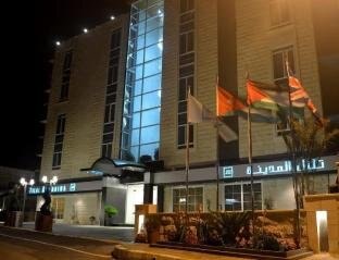 Tilal Almadina Hotel & Suites - Tap to explore photos