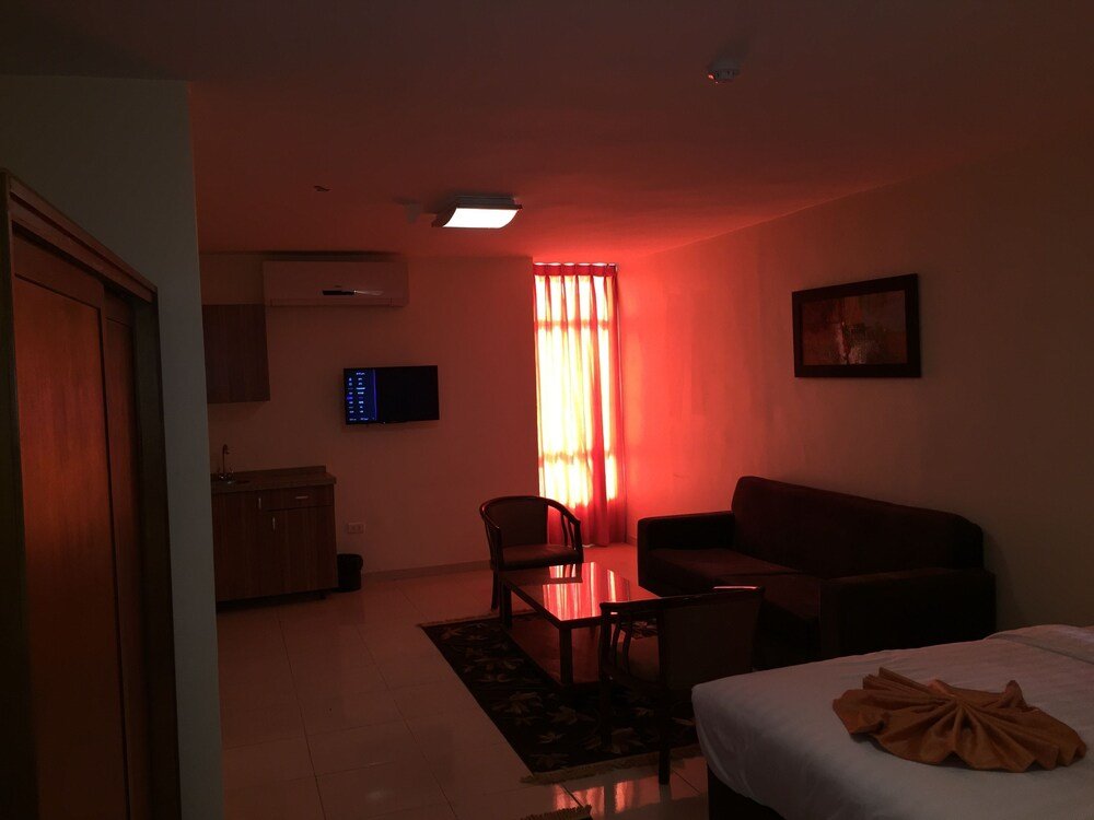 Zaina Plaza Hotel Room Type - Basic Twin Room
