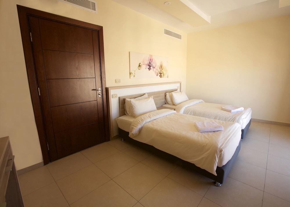 Lujain Hotel Suites Room Type - Luxury Apartment, 2 Bedrooms