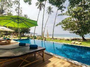 Anyavee Krabi beach resort - Tap to explore photos