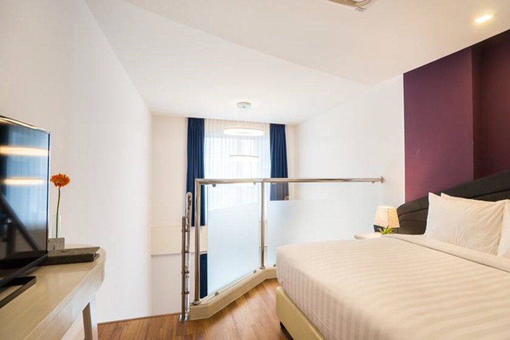 Blue Boat Design Hotel Room Type - Duplex Suite Room