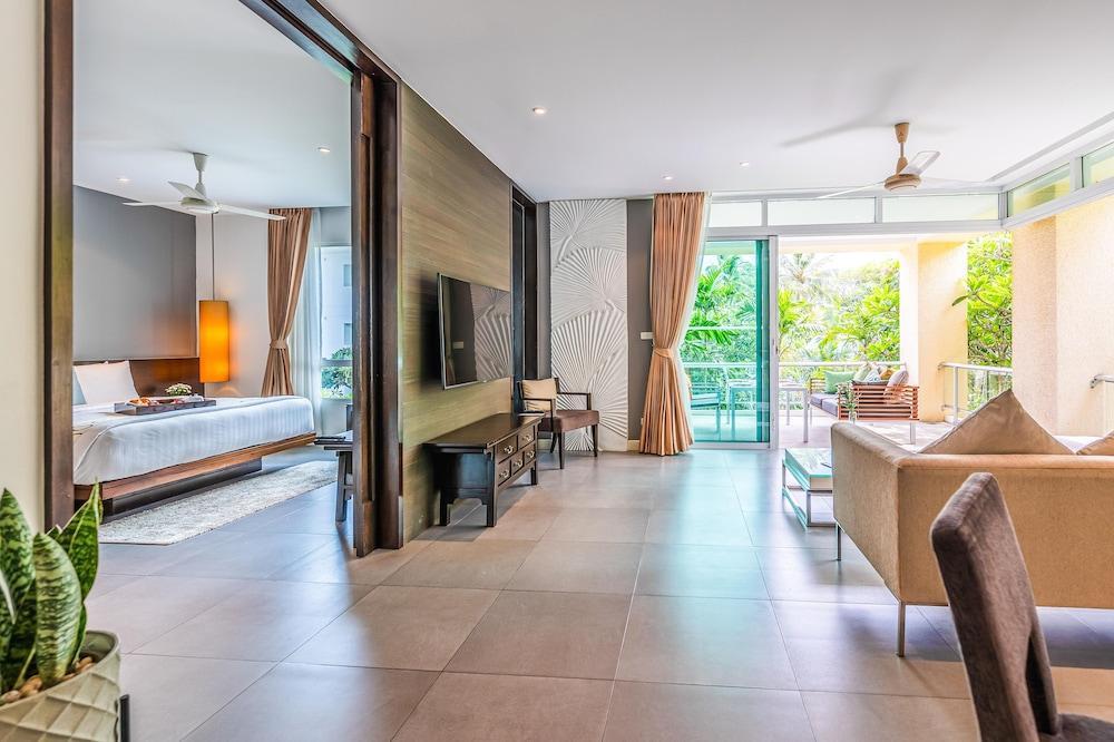 Paradox Resort Phuket Room Type - Family Two-Bedroom Garden Residence Paradox Resort Phuket Room Type - Family Two-Bedroom Garden Residence